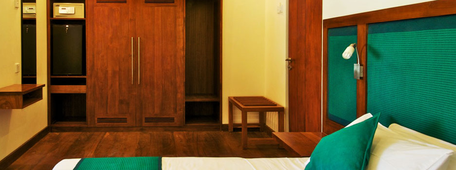 MERMAID HOTEL & CLUB - 21