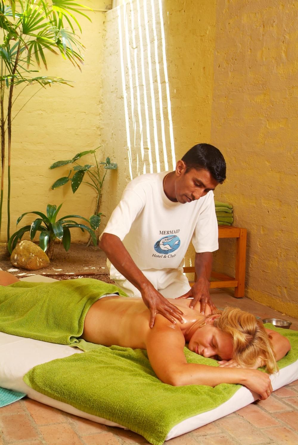 MERMAID HOTEL & CLUB - 4