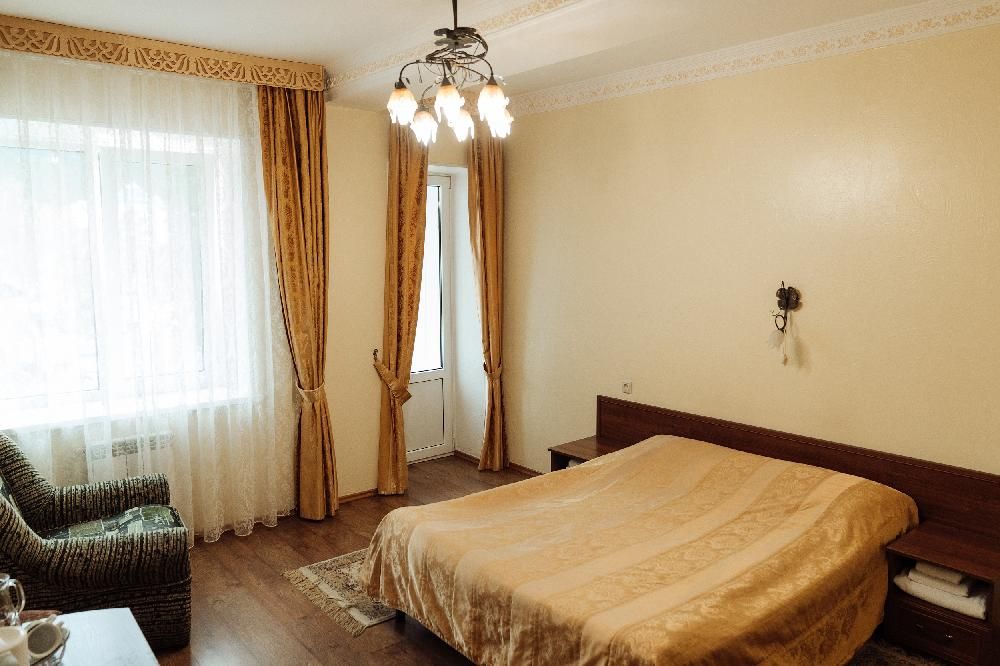 КРИСТАЛЛ, отель - 59