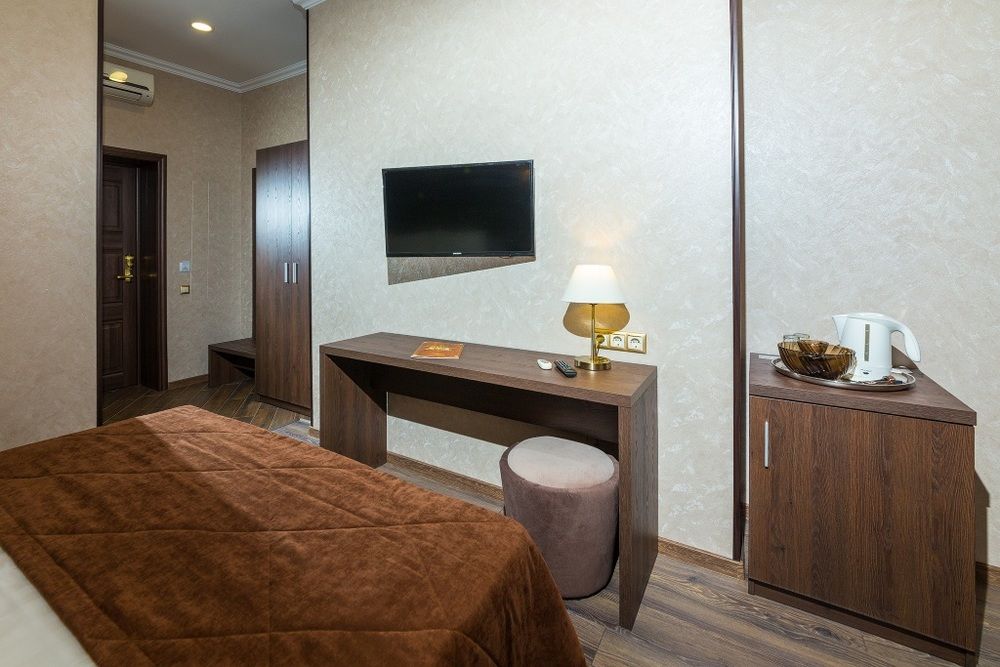 ТРИ МУШКЕТЕРА, люкс отель - 17