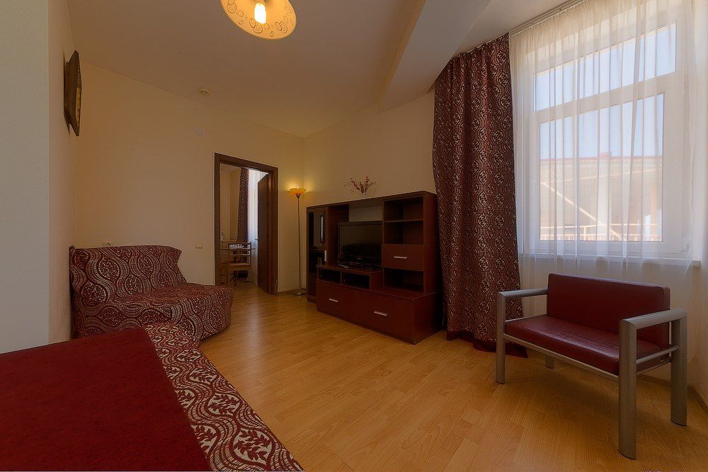 ЧЕРНОМОРСКАЯ, гостиница - 17