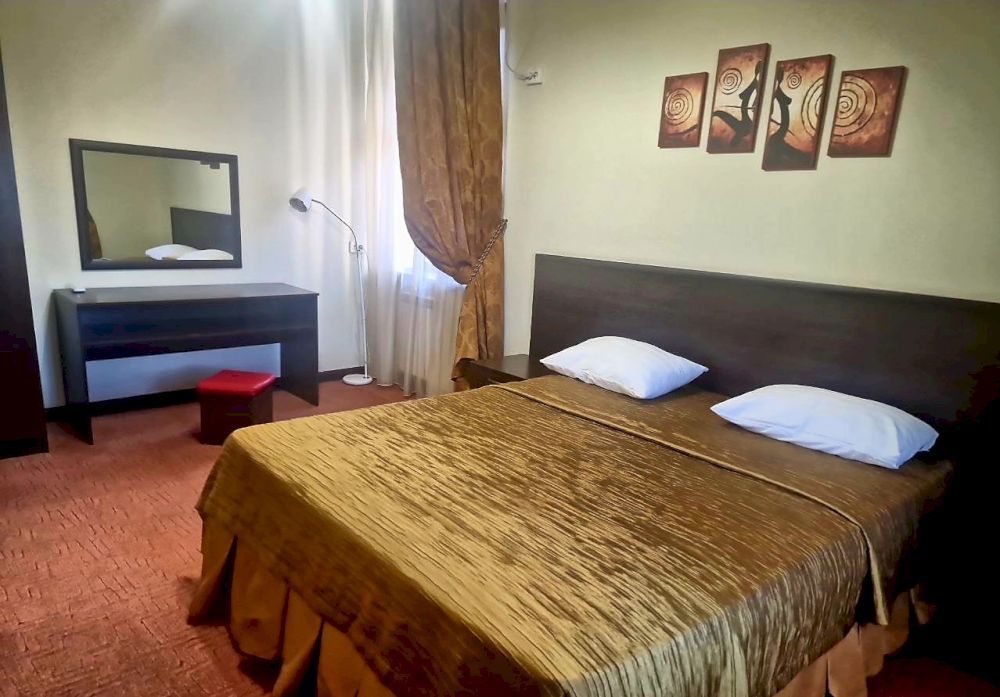 НЕМЕЦКАЯ СЛОБОДА, городская гостиница - 28