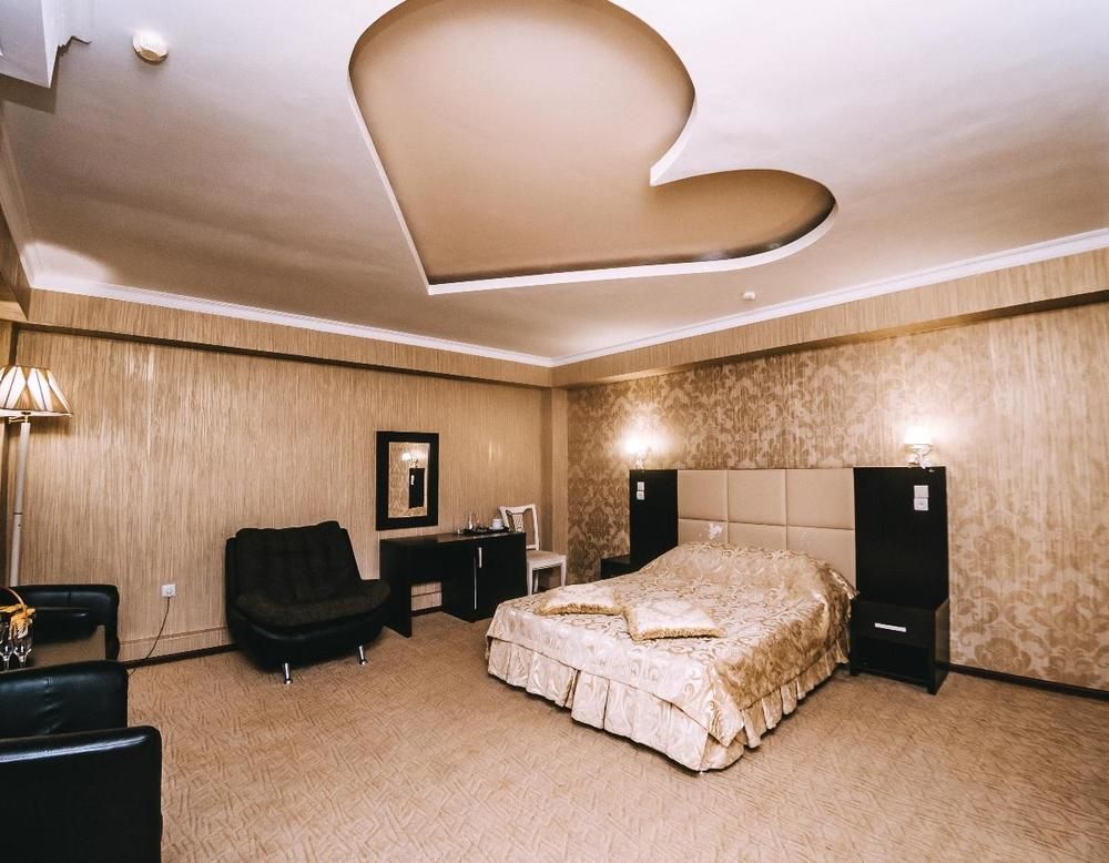 АСТОРИЯ, ГК - 35