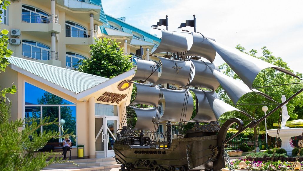 ЮЖНЫЙ ПАРУС, курортный отель - 2