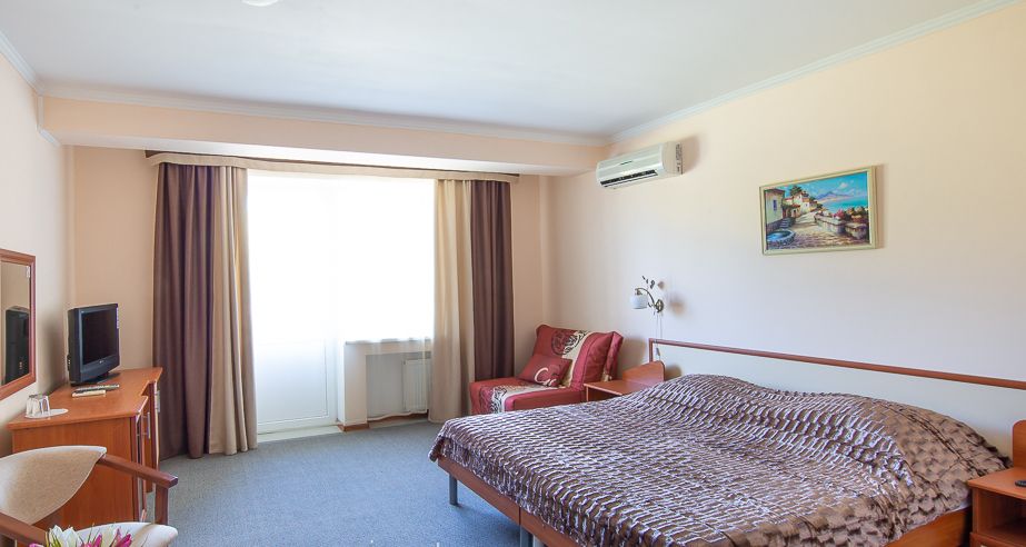 ЮЖНЫЙ ПАРУС, курортный отель - 31