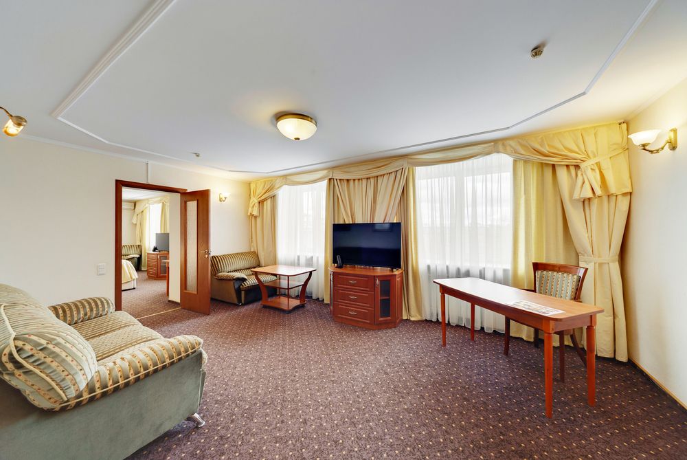 ПОЛЮСТРОВО, отель - 91