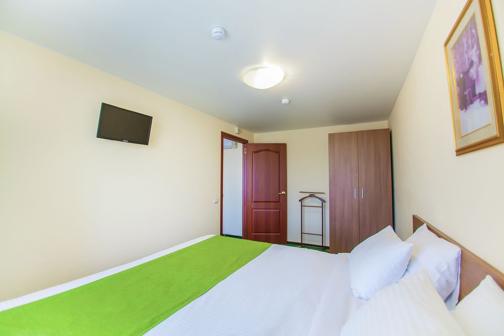 ПОЛЮСТРОВО, отель - 80