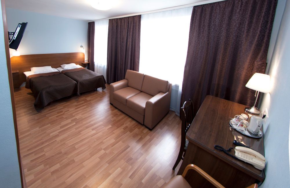 КИЕВСКАЯ, гостиница - 14