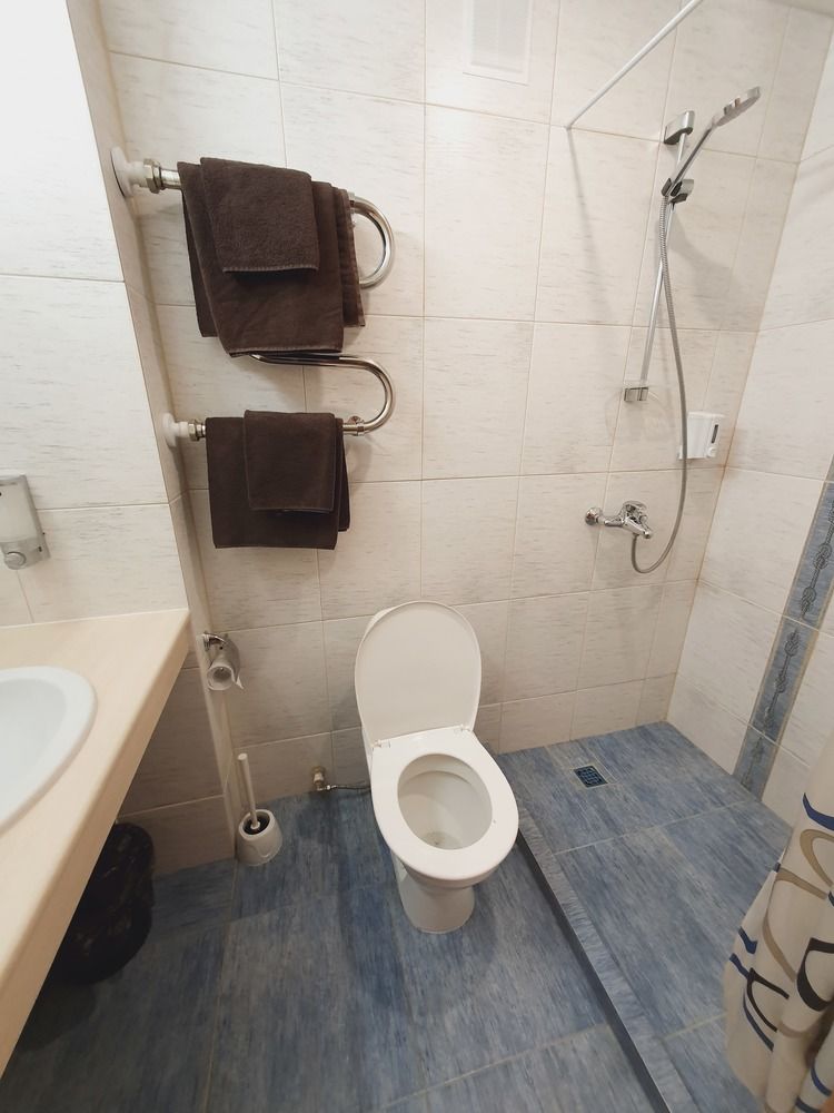 КИЕВСКАЯ, гостиница - 6