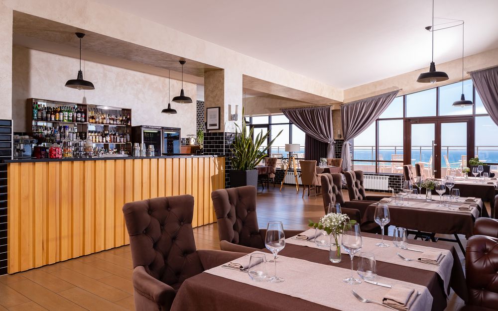 BETON BRUT ALL INCLUSIVE & SPA HOTEL IN MIRACLEON, отель - 57