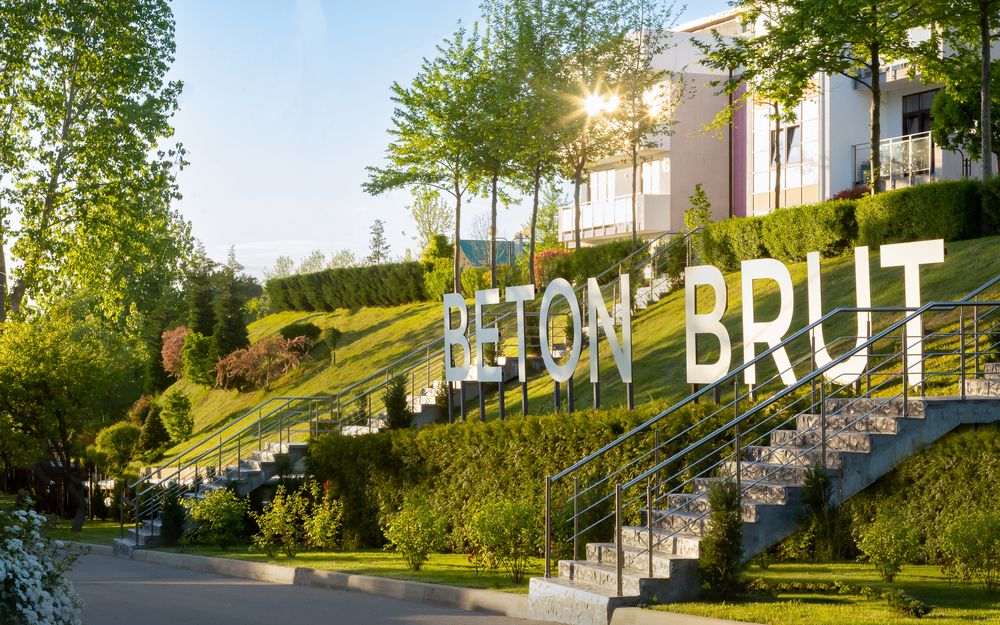 BETON BRUT ALL INCLUSIVE & SPA HOTEL IN MIRACLEON, отель - 12