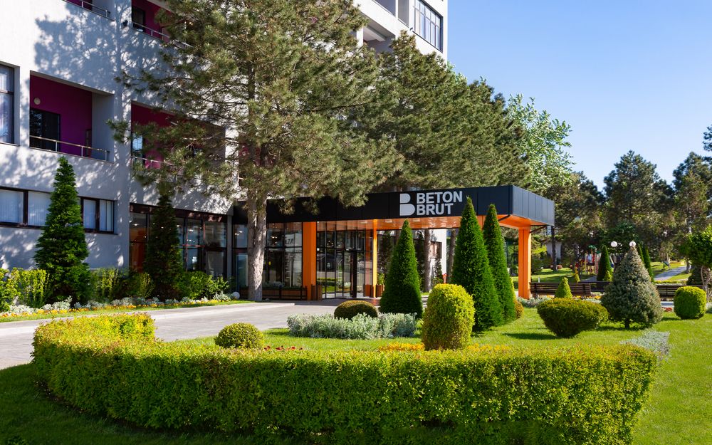 BETON BRUT ALL INCLUSIVE & SPA HOTEL IN MIRACLEON, отель - 4