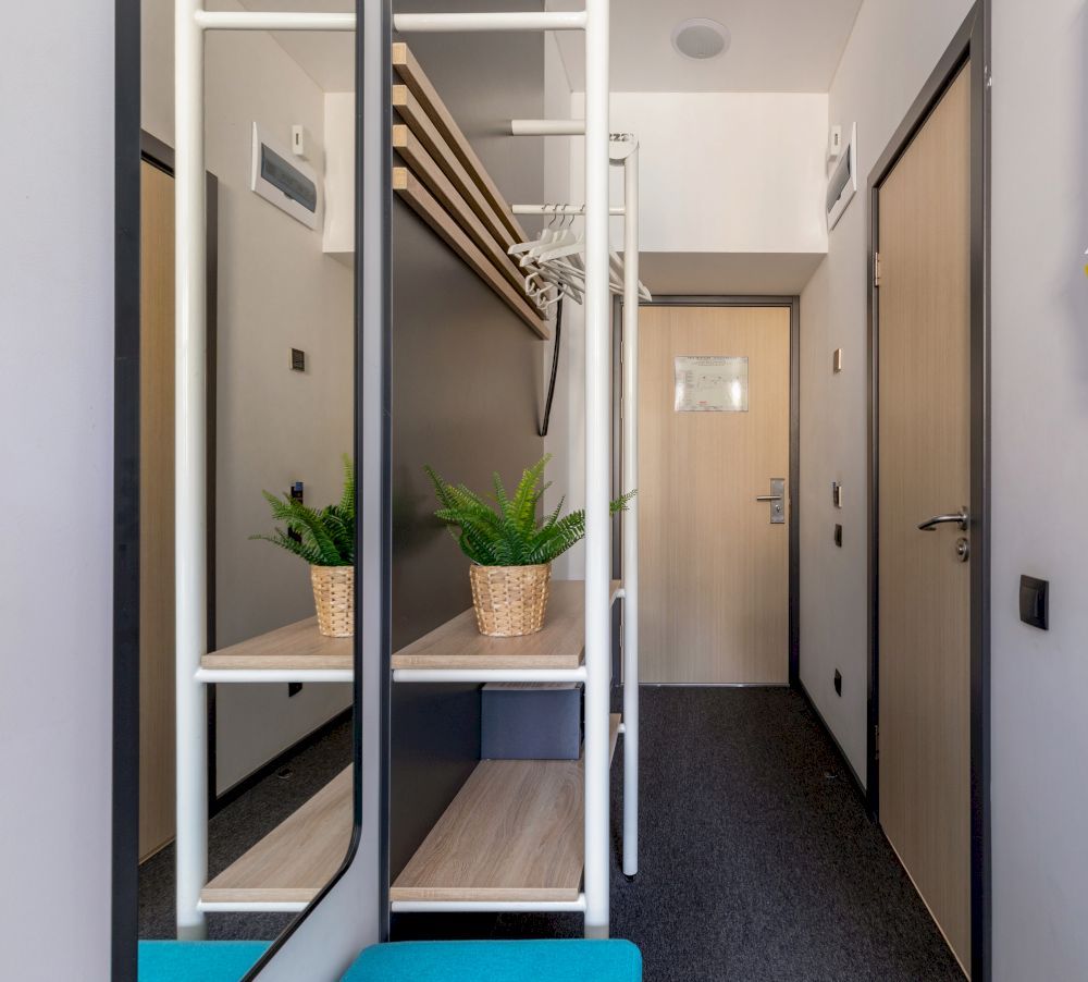 izzzi У ГОСТИНОГО ДВОРА, гостиница - 18