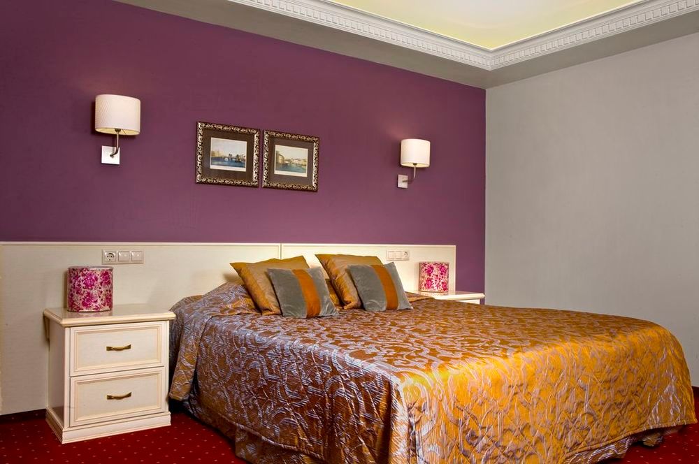 БРАТЬЯ КАРАМАЗОВЫ, отель - 30