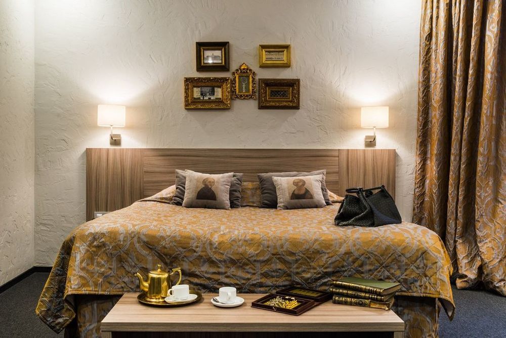 БРАТЬЯ КАРАМАЗОВЫ, отель - 28