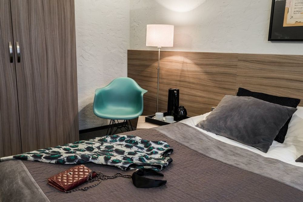 БРАТЬЯ КАРАМАЗОВЫ, отель - 24