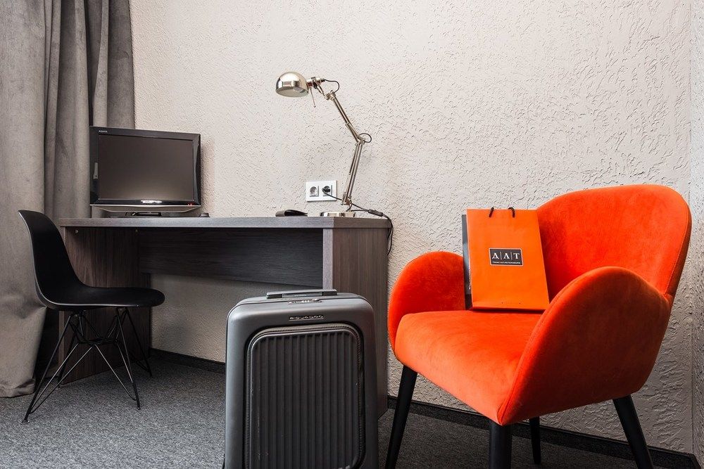 БРАТЬЯ КАРАМАЗОВЫ, отель - 18