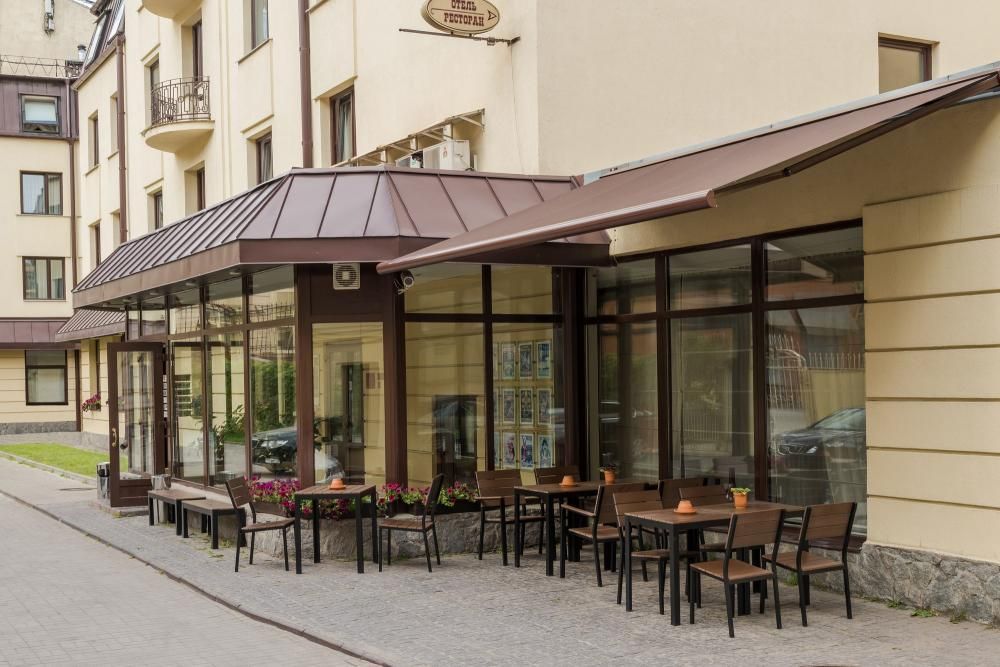 БРАТЬЯ КАРАМАЗОВЫ, отель - 2