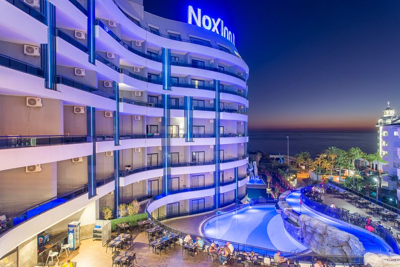 Noxinn Deluxe Hotel - 2
