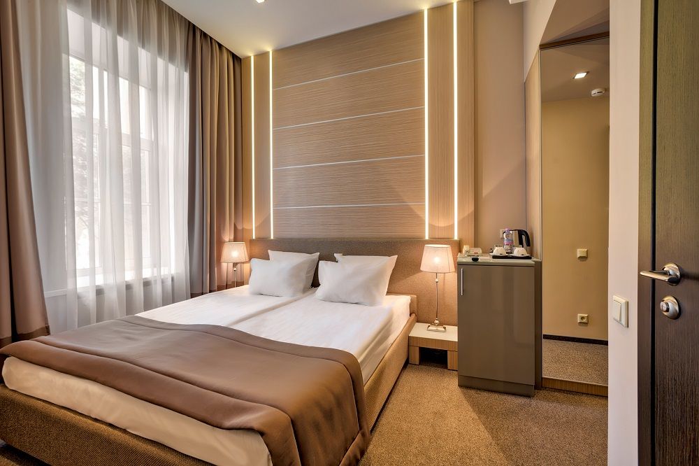 БУТИК-ОТЕЛЬ 1852 - 28