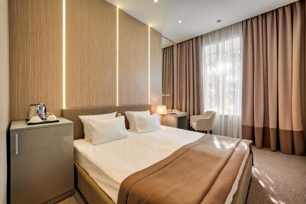 БУТИК-ОТЕЛЬ 1852 - 15