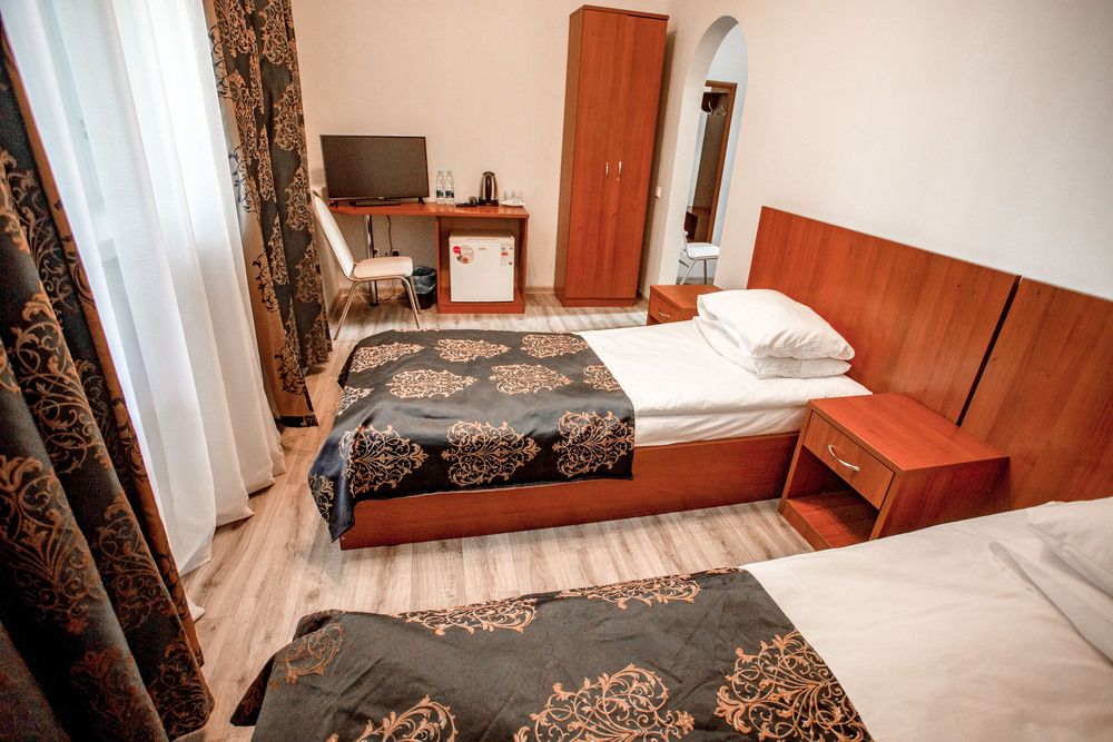 АЗАЛИЯ (ул. Московская), отель - 21