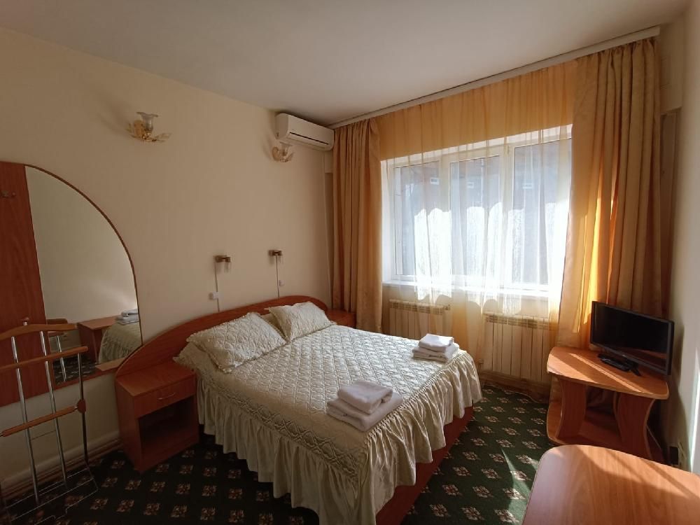 КУБАНЬ, пансионат - 16