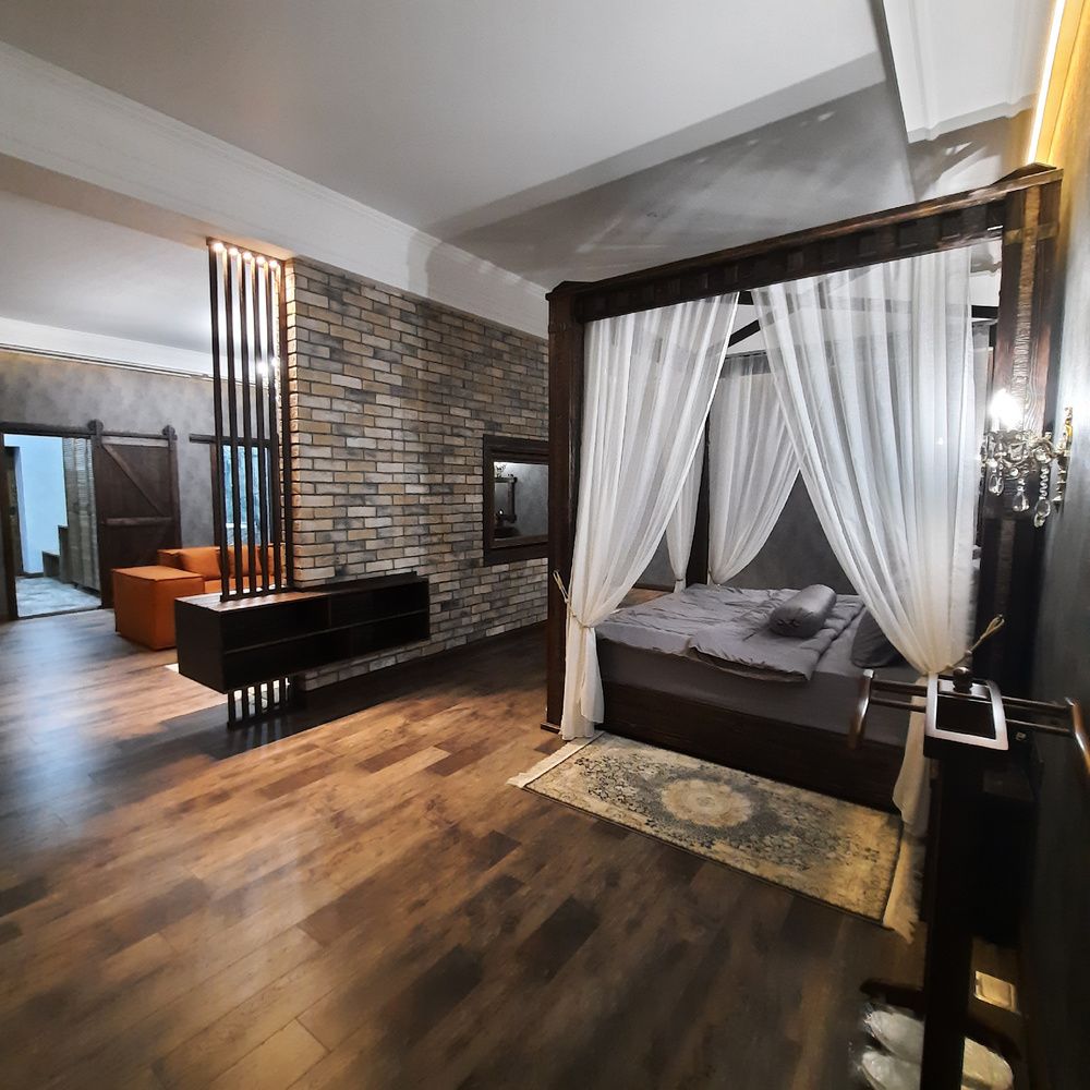 НОЧНОЙ КВАРТАЛ, гостинично-ресторанный комплекс - 86