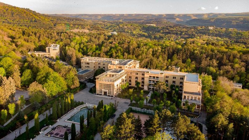 ИМ. ОРДЖОНИКИДЗЕ, санаторий - 2