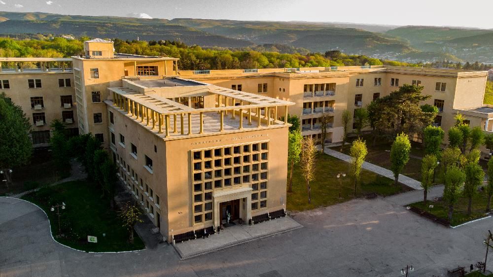 ИМ. ОРДЖОНИКИДЗЕ, санаторий - 4