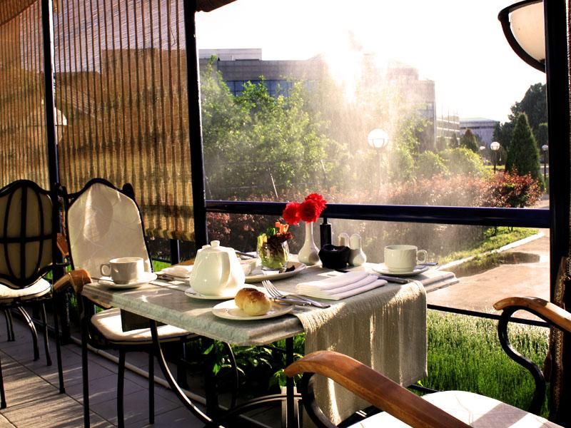 AZIMUT GRAND HOTEL TASHKENT - 4