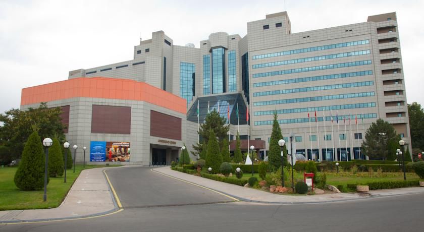 AZIMUT GRAND HOTEL TASHKENT - 1