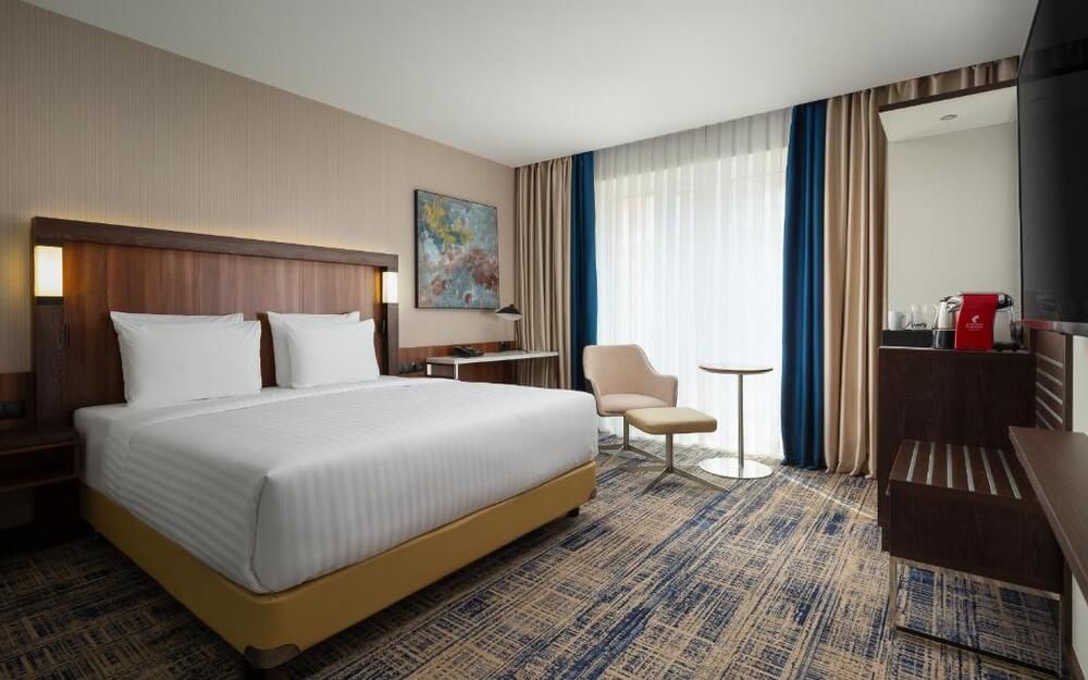 COURTYARD BY  MARRIOTT TASHKENT - 9