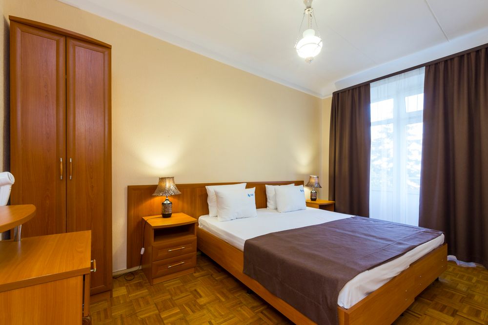 РОДНИК, санаторий (размещение детей с 4 лет) - 51