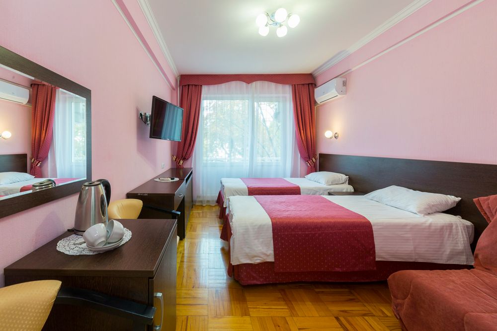 ИСКРА, пансионат - 43