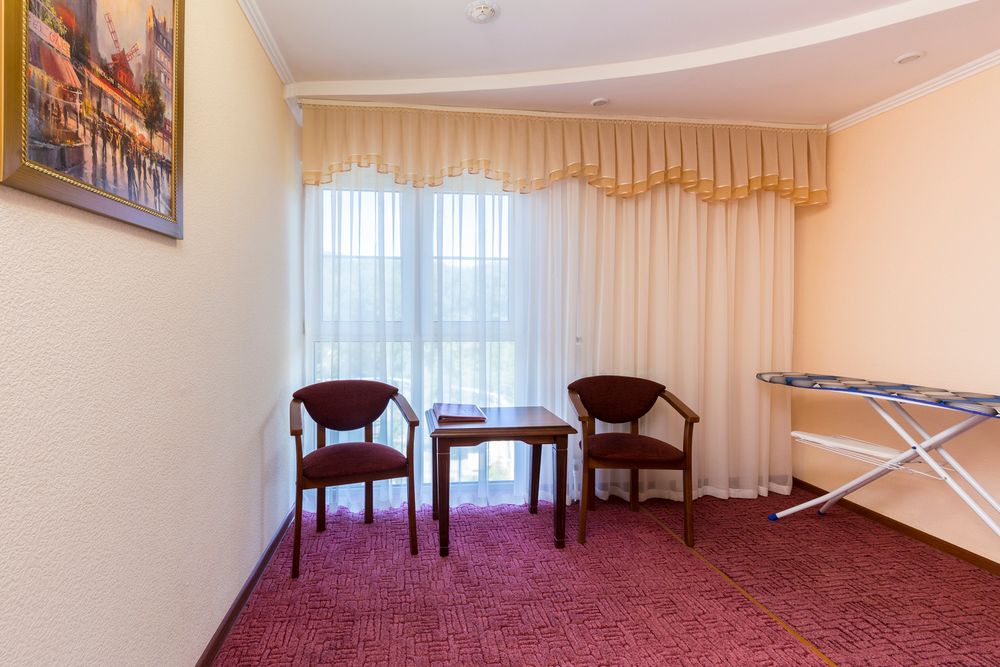 ИМ. 30-ЛЕТИЯ ПОБЕДЫ, санаторий (лечение детей с 14 лет) - 40