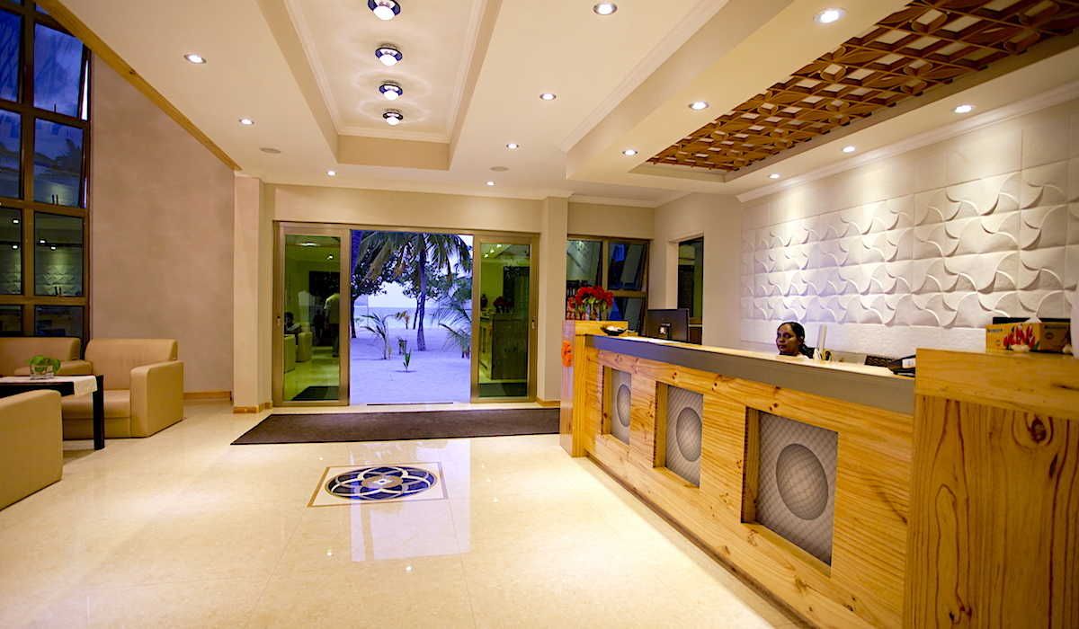 KAANI BEACH HOTEL - 2