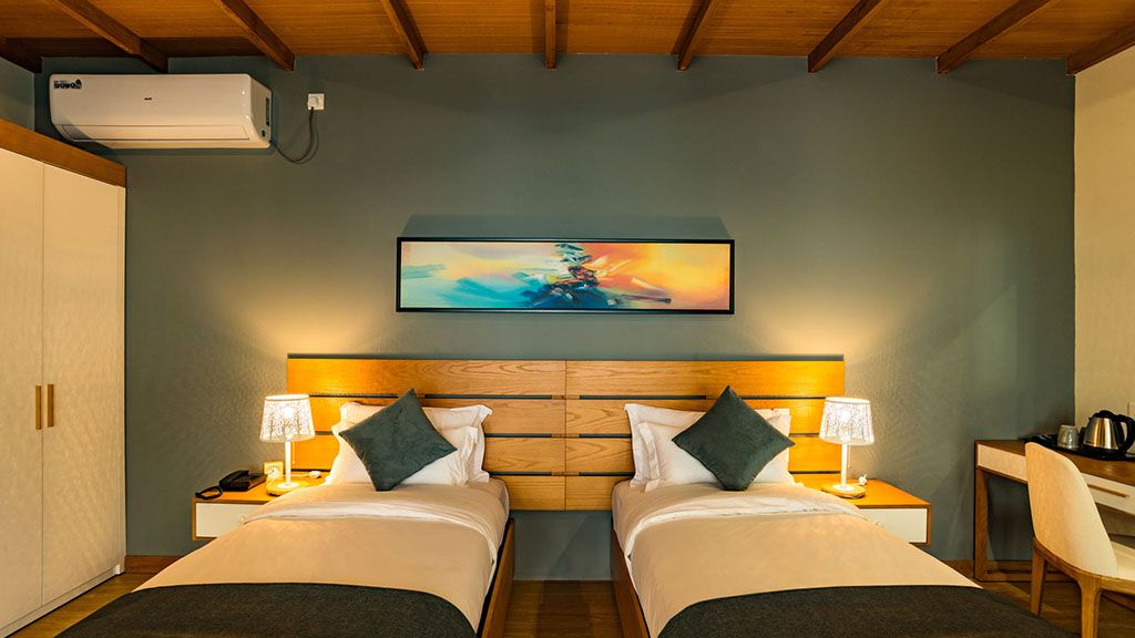 FIYAVALHU MALDIVES - 50