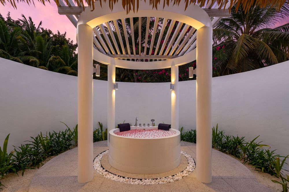 BANDOS ISLAND RESORT & SPA - 100