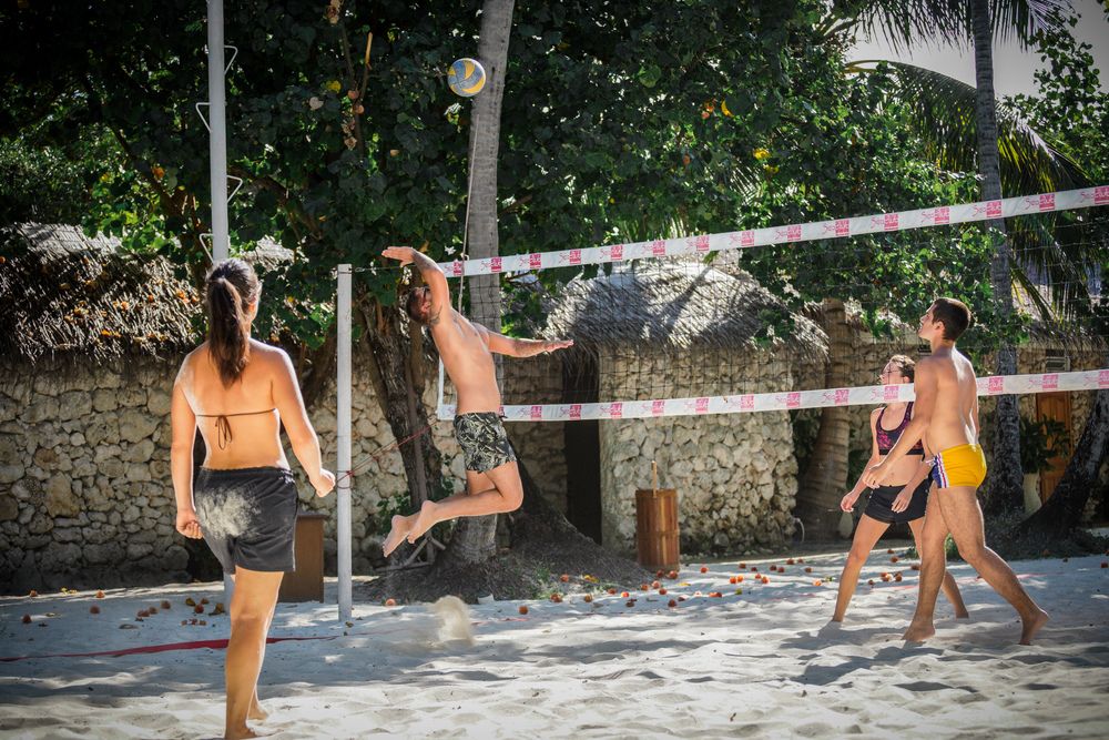 NAKAI DHIGGIRI RESORT (only adults 12) - 26