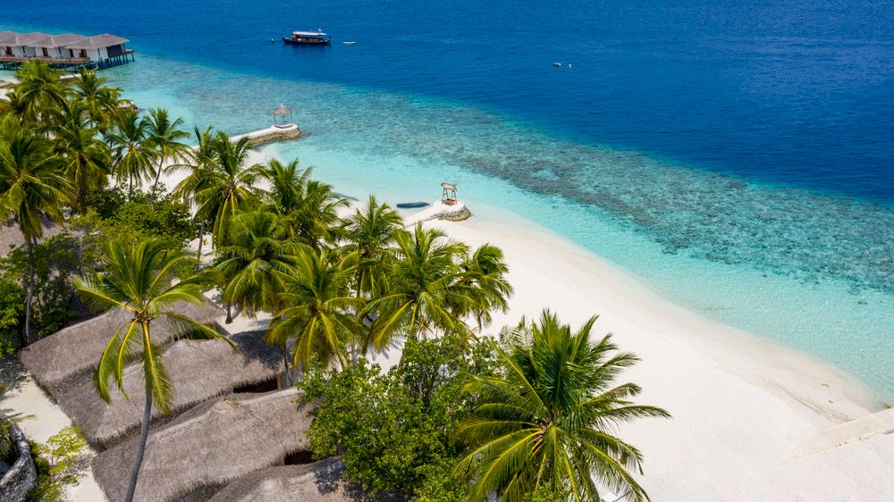 NAKAI DHIGGIRI RESORT (only adults 12) - 22