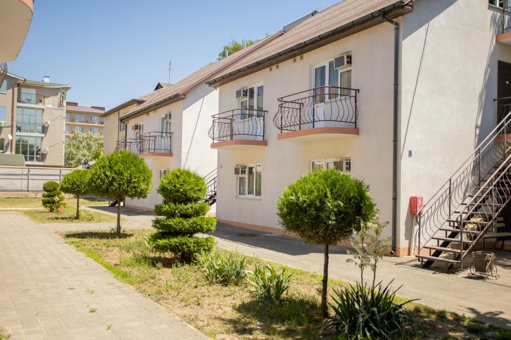 СНЕГИРИ, курортный комплекс - 2