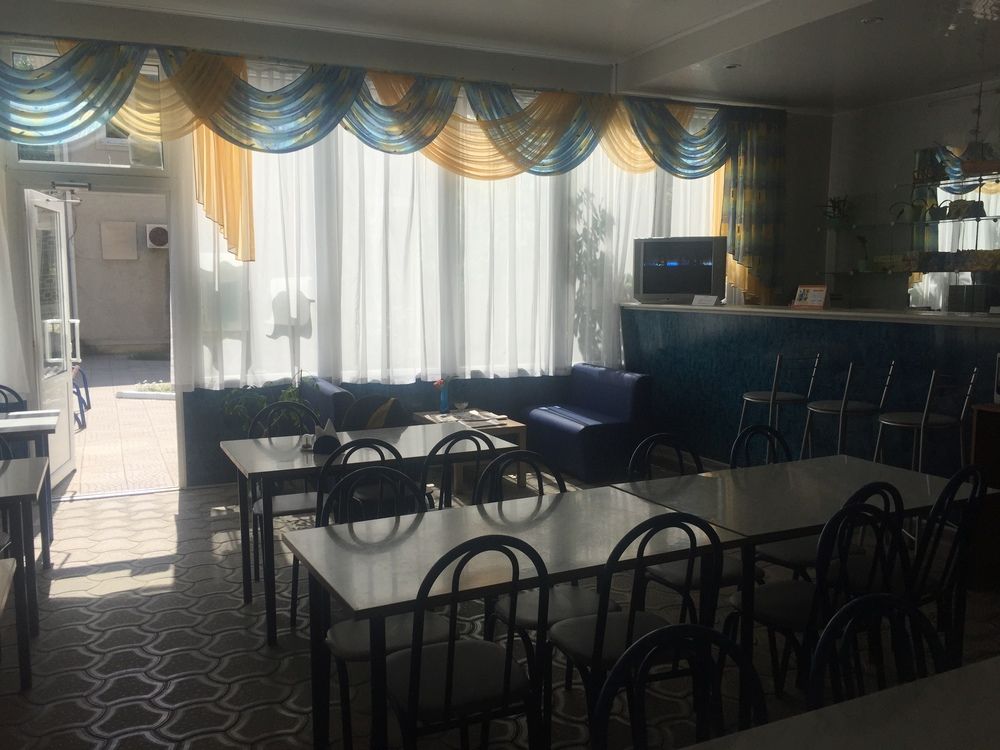 ЧЕРНОМОРОЧКА, отель - 8