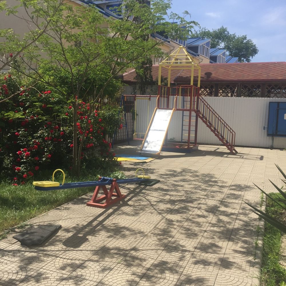 ЧЕРНОМОРОЧКА, отель - 9