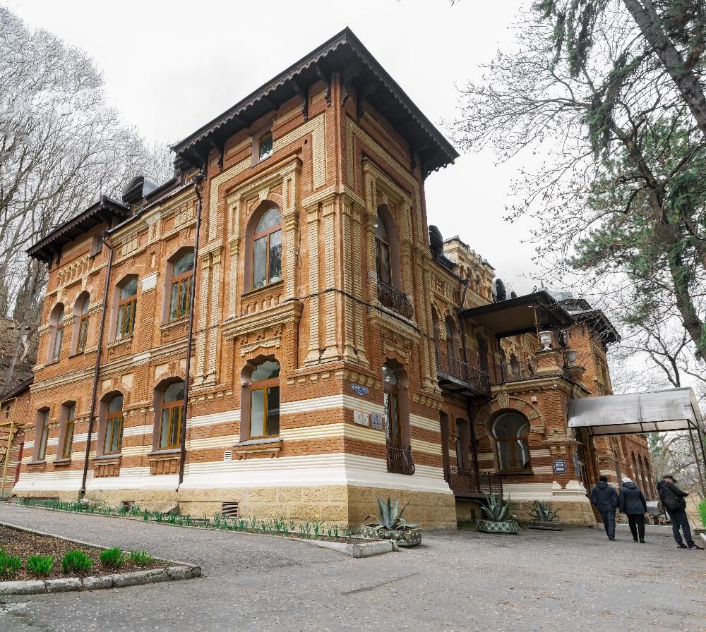 КИСЛОВОДСКИЙ, санаторий (размещение только граждан РФ, лечение с 18 лет) - 7