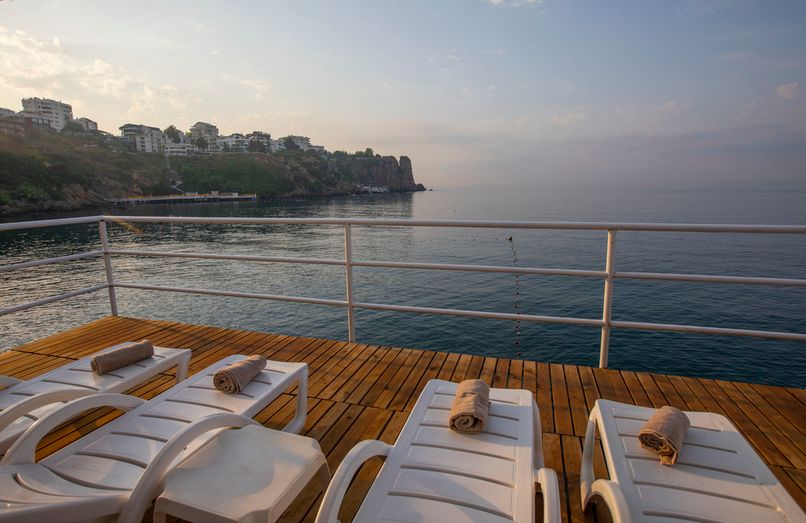 Falcon Hotel (ex. Falcon Club Hotel) - 6