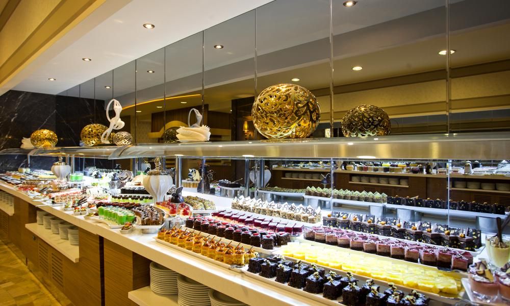 Royal Holiday Palace - 23