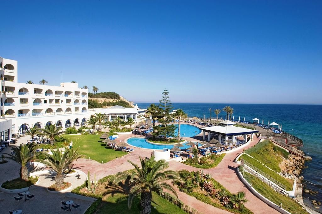 REGENCY HOTEL & SPA - 2
