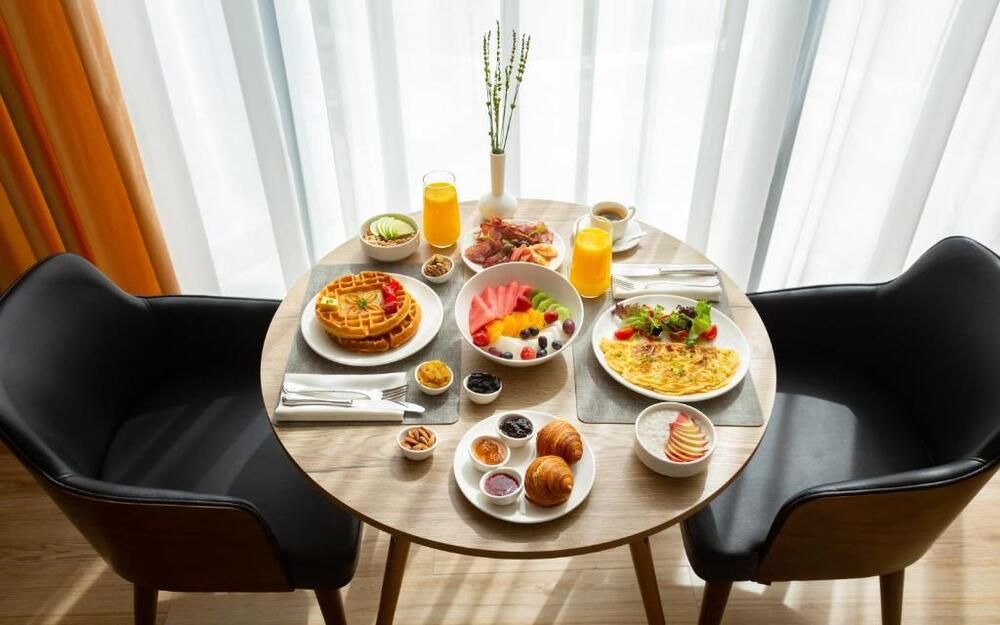 HILTON GARDEN INN - 5