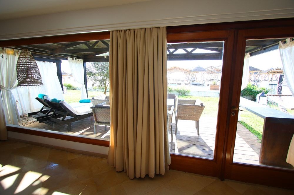 THE ORANGERS BEACH RESORT & BUNGALOW - 31